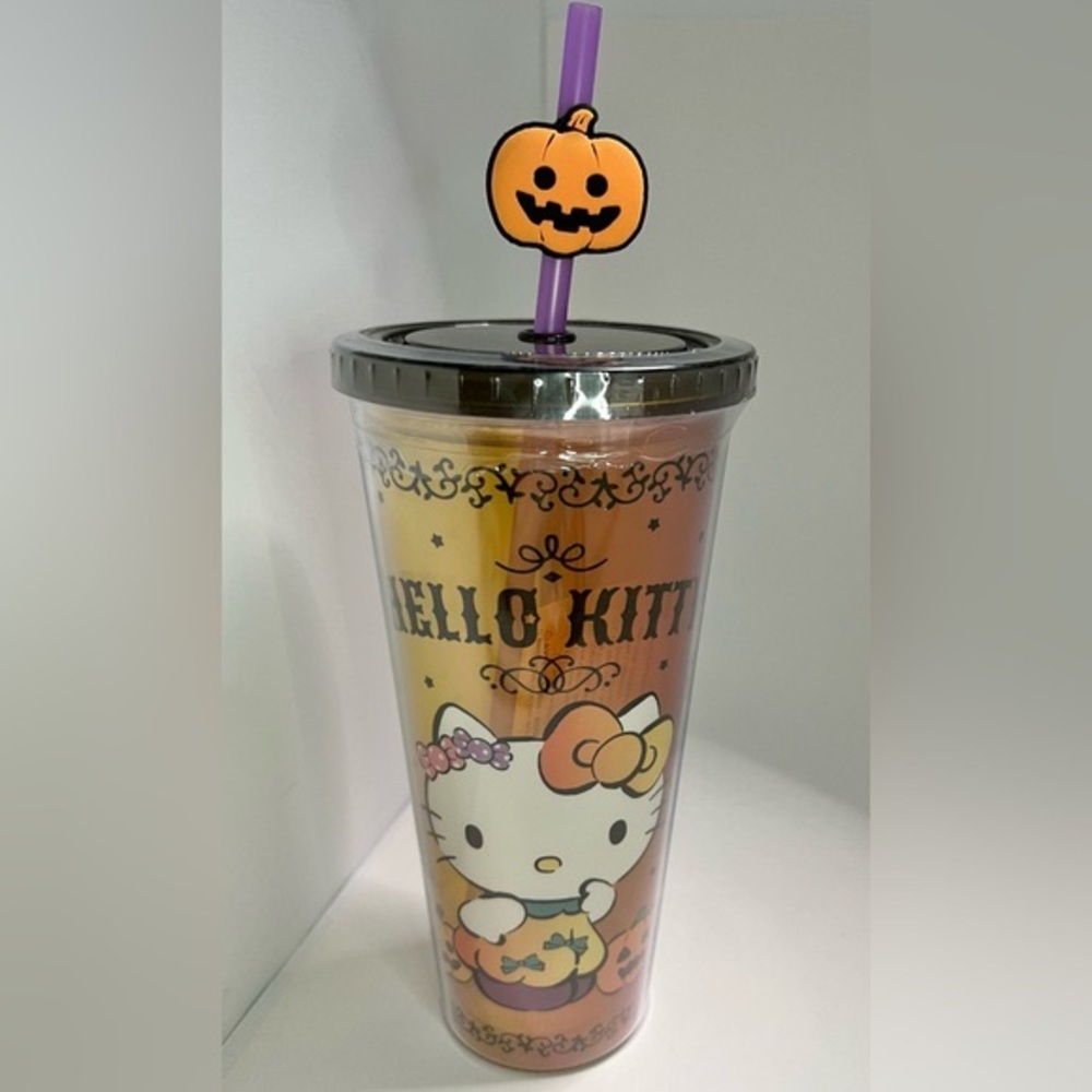 Hello Kitty Halloween Pumpkin Plastic Tumbler with Straw Topper 24oz